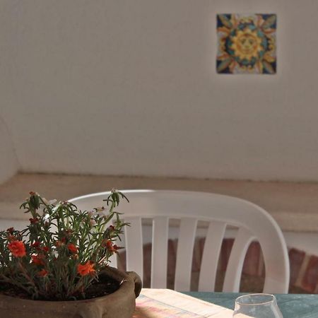 Apartamento Monolocale Da Mariolina Macari Exterior foto