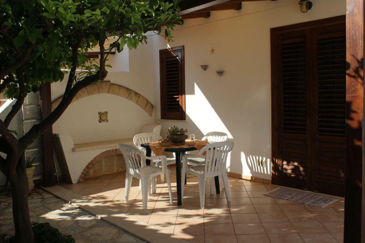 Apartamento Monolocale Da Mariolina Macari Exterior foto