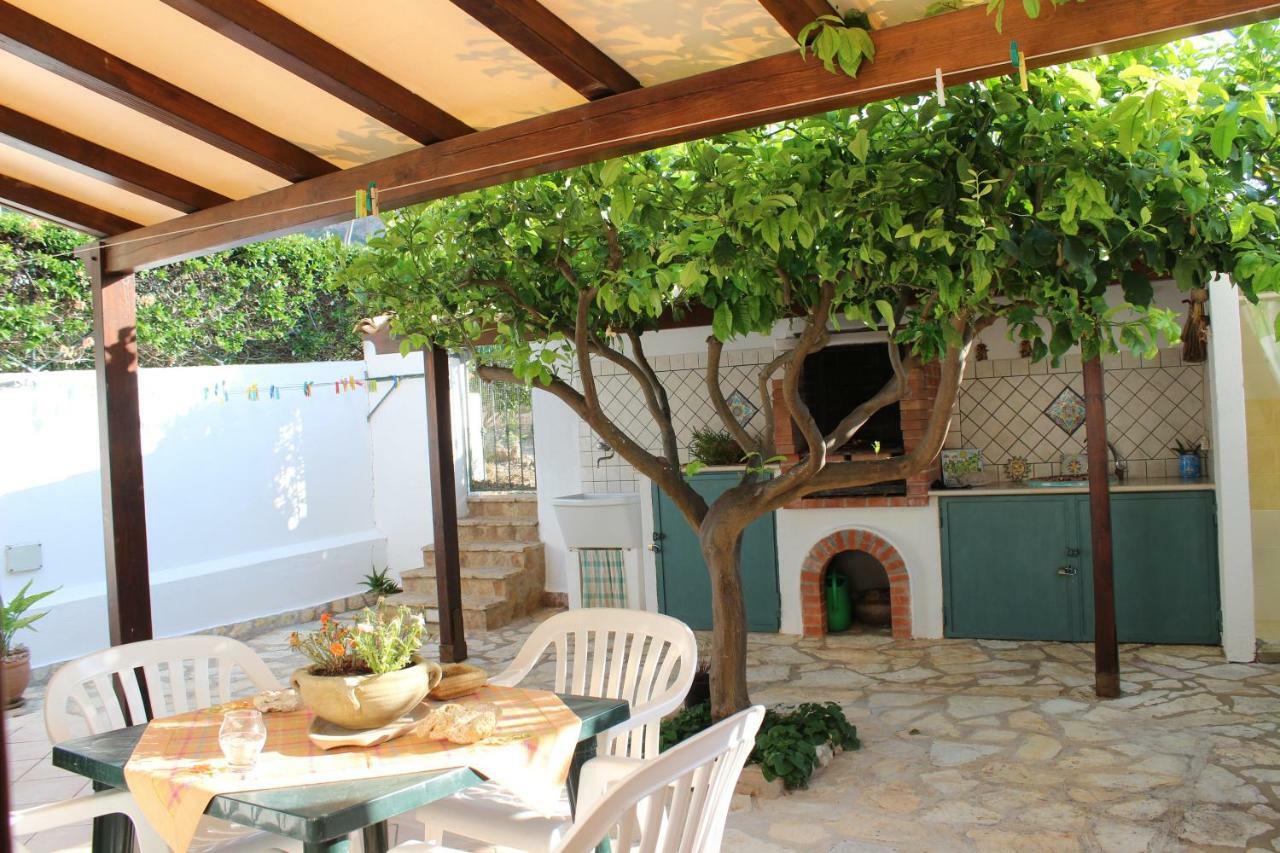 Apartamento Monolocale Da Mariolina Macari Exterior foto