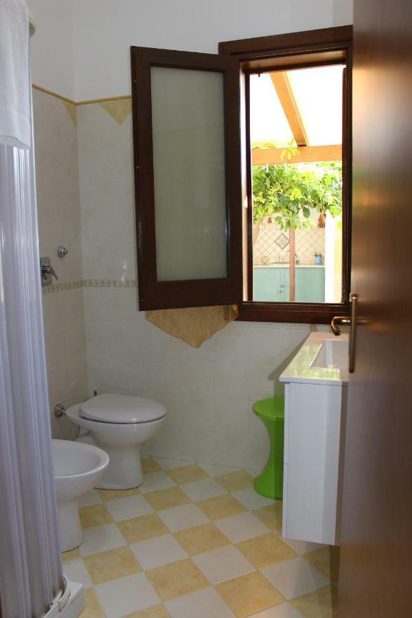 Apartamento Monolocale Da Mariolina Macari Exterior foto